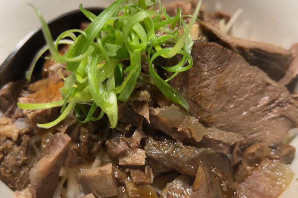 牛店精燉牛肉麵の拌麺